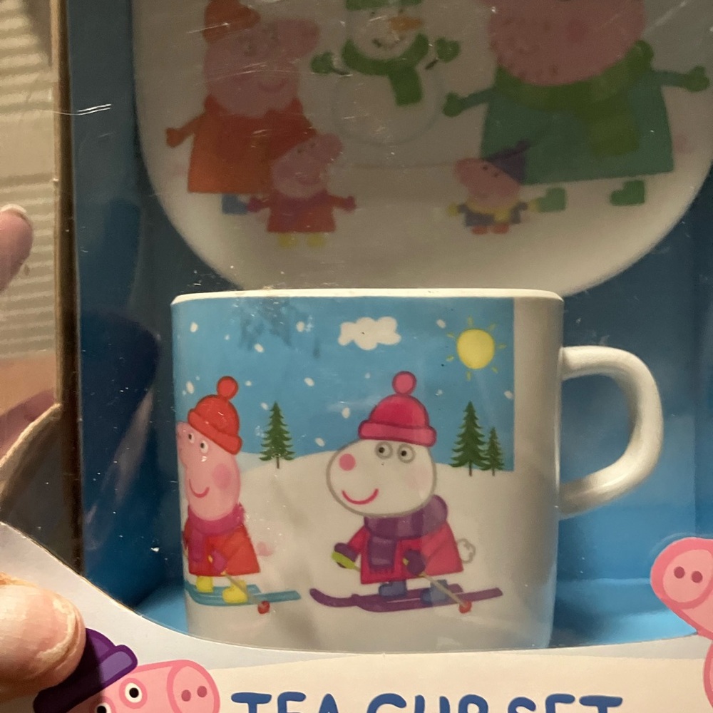 Peppa Pig Tea Cup Set - Picture 8 of 8